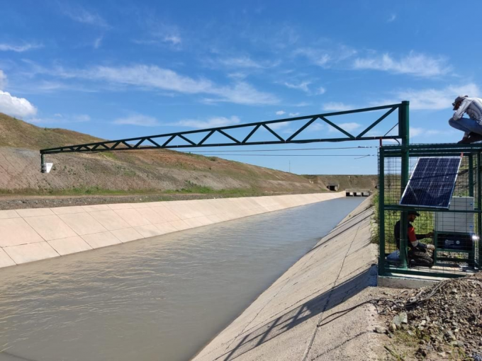 Bluetooth NYRD-901 Промышленный передатчик радиолокационного уровня 80 ГГц 4-20mA Выход для жидкой алюминиевой нитки Установка 3