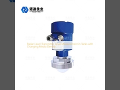 Измерение уровня радиолокационного передатчика в баках с изменяющейся плотностью среды